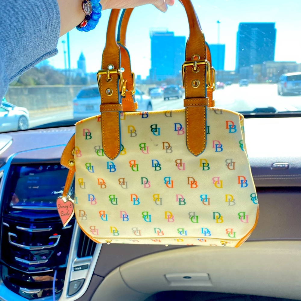 Vintage Dooney and Bourke purse❤️❤️❤️